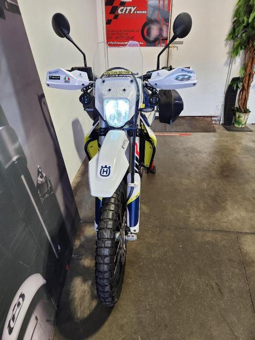 Husqvarna 701 Enduro, Motoren, Motoren | Husqvarna, Bedrijf, Enduro, meer dan 35 kW, 1 cilinder, Ophalen of Verzenden