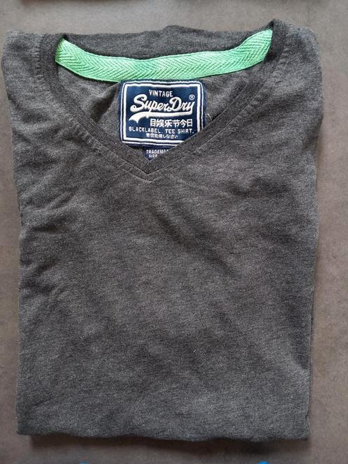 Donkergrijs T-shirt - superdry - medium -> 3€, Kleding | Heren, T-shirts, Zo goed als nieuw, Maat 48/50 (M), Grijs, Ophalen of Verzenden
