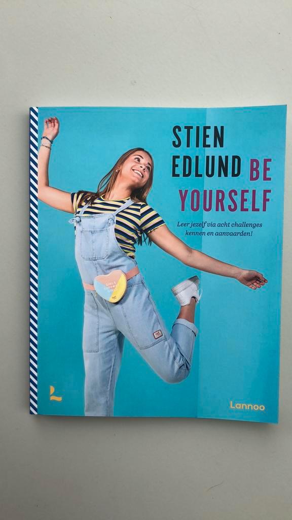 Stien Edlund - Be yourself, Boeken, Mode, Zo goed als nieuw, Ophalen of Verzenden
