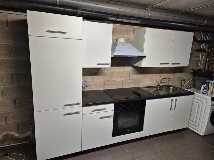 Zanussi keuken, Huis en Inrichting, Keuken | Complete keukens, Zo goed als nieuw, Ophalen