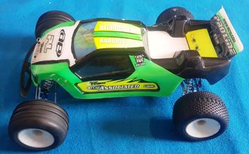 Truck T4 Team Associated (Roller) avec pièces Alu GPM, Échelle 1:10, Voiture off road, Comme neuf, Électro