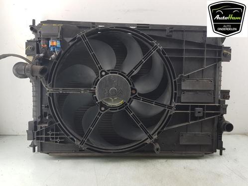 RADIATEUR COMPLEET Opel Grandland (X) (01-2017/07-2021), Auto-onderdelen, Airco en Verwarming, Opel, Gebruikt