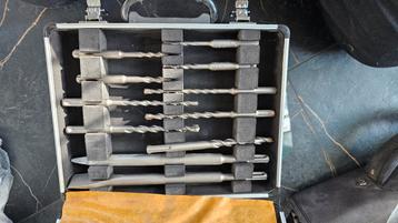 Bosch SDS plus boorset. Negen  beschikbaar voor biedingen
