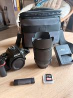 Nikon D5600 18/135 + accessoires, Audio, Tv en Foto, Ophalen of Verzenden, Zo goed als nieuw, Nikon