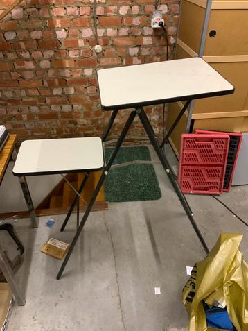 Tafel voor diaprojector of beamer beschikbaar voor biedingen