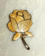 broche vintage roos beige en goud '80-90, Handtassen en Accessoires, Broches, Verzenden, 4 tot 7 cm, Beige, Goud