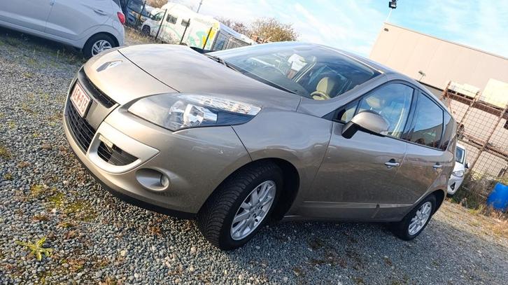 Renault scenic 1.5 diesel E5 Cuir Clim 5places MANUEL CTOK !, Autos, Renault, Entreprise, ABS, Airbags, Air conditionné, Bluetooth