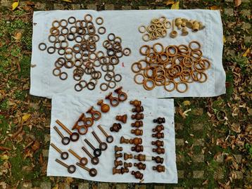 ringen, knoppen, roedes beschikbaar voor biedingen