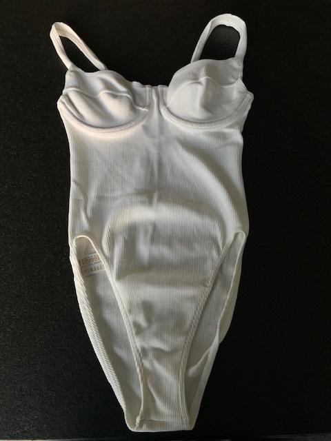 WOLFORD écru badpak met dikke voering: S, Kleding | Dames, Badmode en Zwemkleding, Zo goed als nieuw, Badpak, Overige kleuren