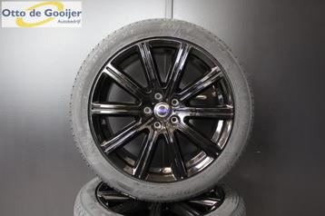 18 Inch Volvo V60 Zomerbanden GOED PROFIEL 235/45R18 beschikbaar voor biedingen