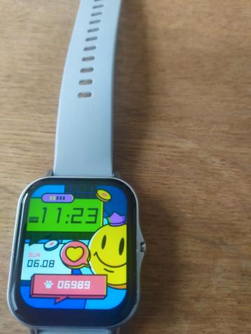 Smartwatch  beschikbaar voor biedingen