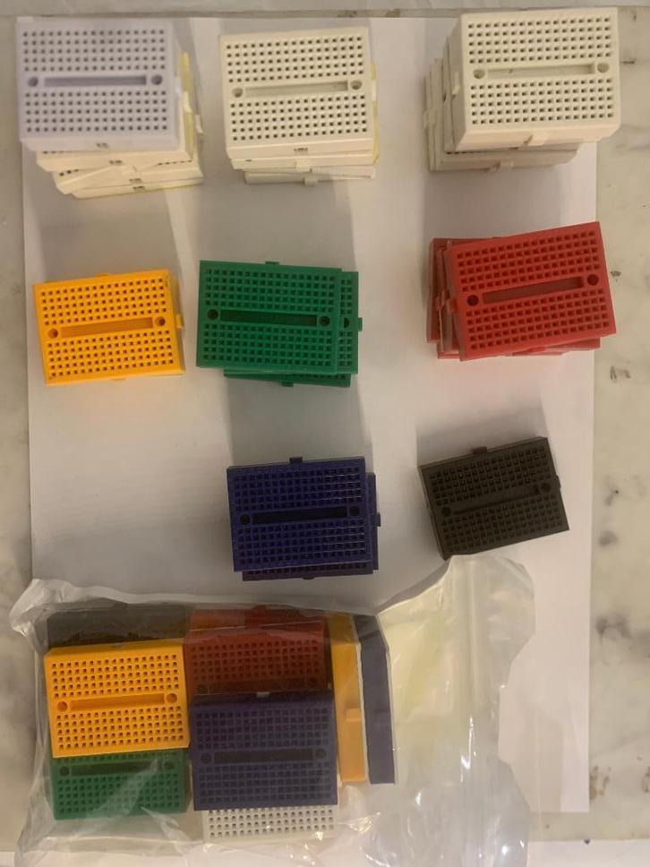 Kleurrijke mini-breadboards voor experimenten, Hobby en Vrije tijd, Elektronica-componenten, Nieuw, Ophalen of Verzenden