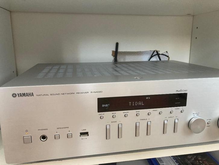 Yamaha Network Receiver R-N402D moet weg, Audio, Tv en Foto, Versterkers en Ontvangers, Zo goed als nieuw, Stereo, 60 tot 120 watt