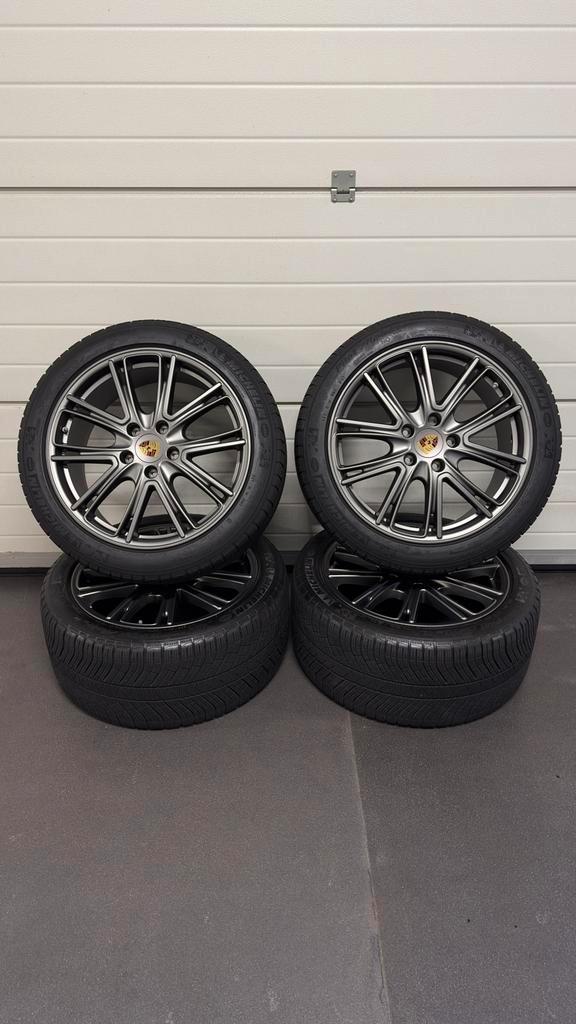 Originele Porsche Panamera 971 Exclusive Design Winterbanden, Auto-onderdelen, Banden en Velgen, Band(en), Winterbanden, 20 inch