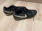 Voetbalschoenen Nike maat 40,5, Sport en Fitness, Voetbal, Ophalen of Verzenden, Zo goed als nieuw, Schoenen