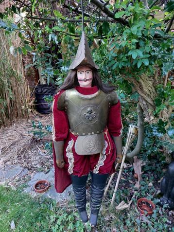 Toone puppet Brussels Belgische theatercultuur  beschikbaar voor biedingen