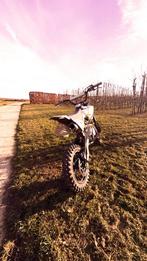 cross moto met 125cc dax moter eronder, Fietsen en Brommers, Ophalen of Verzenden, Zo goed als nieuw