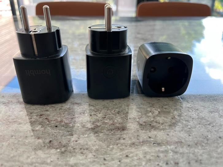 Hombli smart plug zwart 3x, Hobby en Vrije tijd, Elektronica-componenten, Zo goed als nieuw, Ophalen