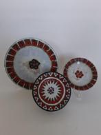 Lot de trois plats en céramique vintage era Perignem, Verzenden