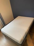 Lattenmatrasbodem met poten + Foammatras 140x200 cm, Huis en Inrichting, Ophalen, Tweepersoons, 140 cm, Zo goed als nieuw