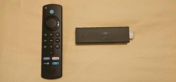 Amazon Fire TV Stick 4K Max, TV, Hi-fi & Vidéo, Lecteurs multimédias, Neuf, Moins de 500 GB, HDMI, Enlèvement ou Envoi