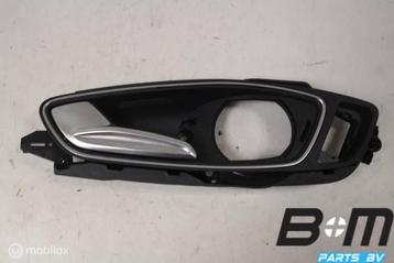 Binnengreep LV (bestuurderskant) Audi A1 3 deurs 8X0837019E beschikbaar voor biedingen