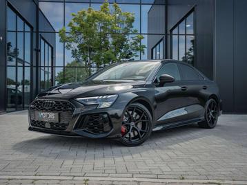 Audi RS3 RS3 TFSI Limousine quattro S tronic (bj 2022) beschikbaar voor biedingen