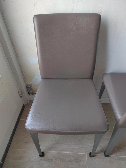 4 stuks lederen stoelen. Perfecte staat, Huis en Inrichting, Stoelen, Zo goed als nieuw, Ophalen