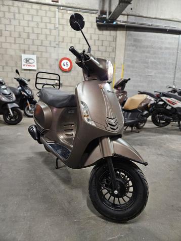 La Souris Sourini Matt 50cc klasse A 4 takt 2019 - 1.535 km beschikbaar voor biedingen