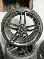 Originele Set Ferrari Velgen Grijs Met Banden/Carbon logo, Ophalen, Band(en)