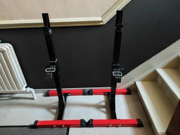 ISE Squat rack. Goede kwaliteit. beschikbaar voor biedingen