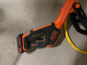 coupe bordure Black et Decker 18v STC1820 P beschikbaar voor biedingen