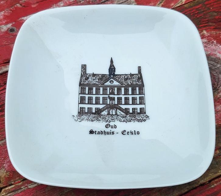 Schaaltje oude stadhuis Eeklo, Verzamelen, Overige Verzamelen, Zo goed als nieuw, Ophalen of Verzenden