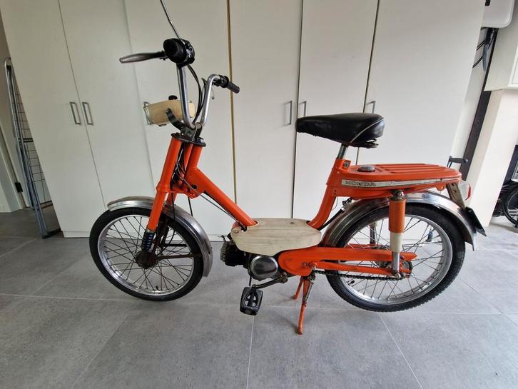 Honda Amigo PF50, Fietsen en Brommers, Brommers | Oldtimers, Overige merken, Klasse B (45 km/u), Ophalen