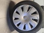 Pneu hiver sur jante et enjoliveurs (opel astra k), Auto-onderdelen, Banden en Velgen, Ophalen, Gebruikt, 16 inch, Banden en Velgen