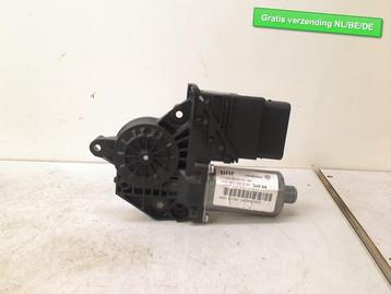 MOTOR RAAMMECHANIEK RECHTS Golf VI (5K1) (5k0959704c) beschikbaar voor biedingen
