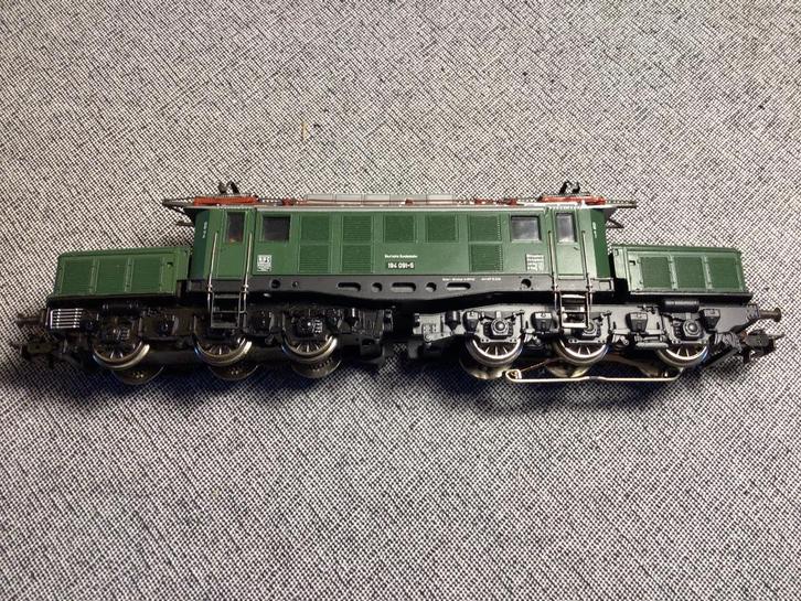 Märklin 3022 Bouwserie E 94 van de DB, Hobby & Loisirs créatifs, Trains miniatures | HO, Comme neuf, Locomotive, Märklin, Analogique