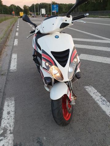 Piaggio nrg B klasse 1100 euro vaste prijs beschikbaar voor biedingen