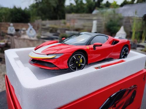 Ferrari sf90 1/18 Burago signatuur, Hobby en Vrije tijd, Modelauto's | 1:18, Zo goed als nieuw, Auto, Burago, Ophalen of Verzenden