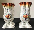 Koppel antieke handbeschilderde vazen in Porcelaine de Paris, Enlèvement ou Envoi