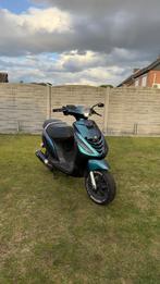 Piaggio zip, Fietsen en Brommers, Ophalen, 0 versnellingen, Zo goed als nieuw, 50 cc