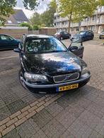 Volvo v70 2.4 LPG met extra winterbanden op velg Apk juli'26, Auto's, Zwart, Leder, Particulier, Radio