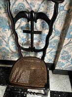 Chaise prie Dieu en bois foncé avec nom gravé, Enlèvement, Utilisé, Bois, Une