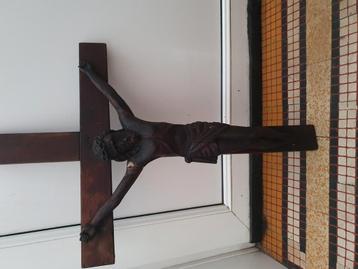 Christ en bois, Enlèvement