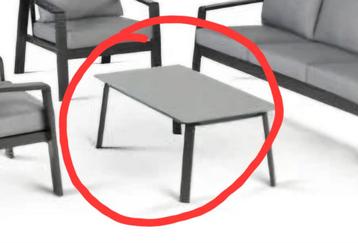 Lounge tafel nieuw met veiligheidsglas beschikbaar voor biedingen