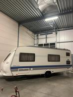 Lits superposés Caravan Hobby KFME, Caravanes & Camping, Caravanes, Coin salon convertible, Hobby, Jusqu'à 6, 5 à 6 mètres