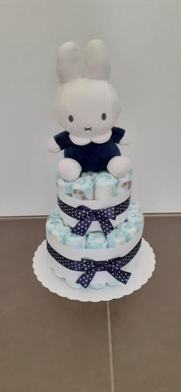 Leuk en nuttig kraamcadeau voor de trotse ouders beschikbaar voor biedingen