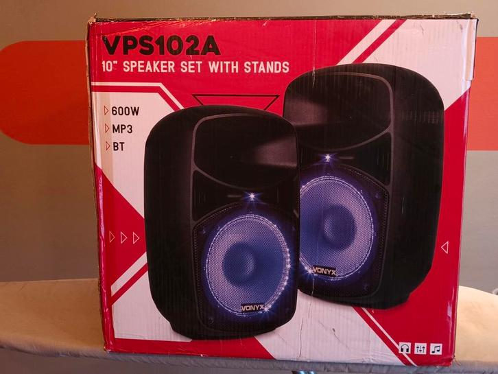 2 Vonyx speakers op statief, met bluetooth, MP3 en AUX, Muziek en Instrumenten, Standaarden, Zo goed als nieuw, Microfoon, Speaker
