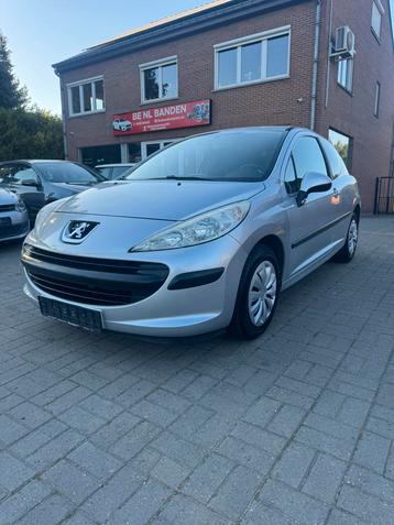 Peugeot 207 1.4 benzine met airco  beschikbaar voor biedingen
