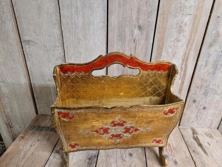 Oude Florentijnse lektuur houder, Huis en Inrichting, Woonaccessoires | Krantenbakken en Lectuurbakken, Zo goed als nieuw, Ophalen of Verzenden